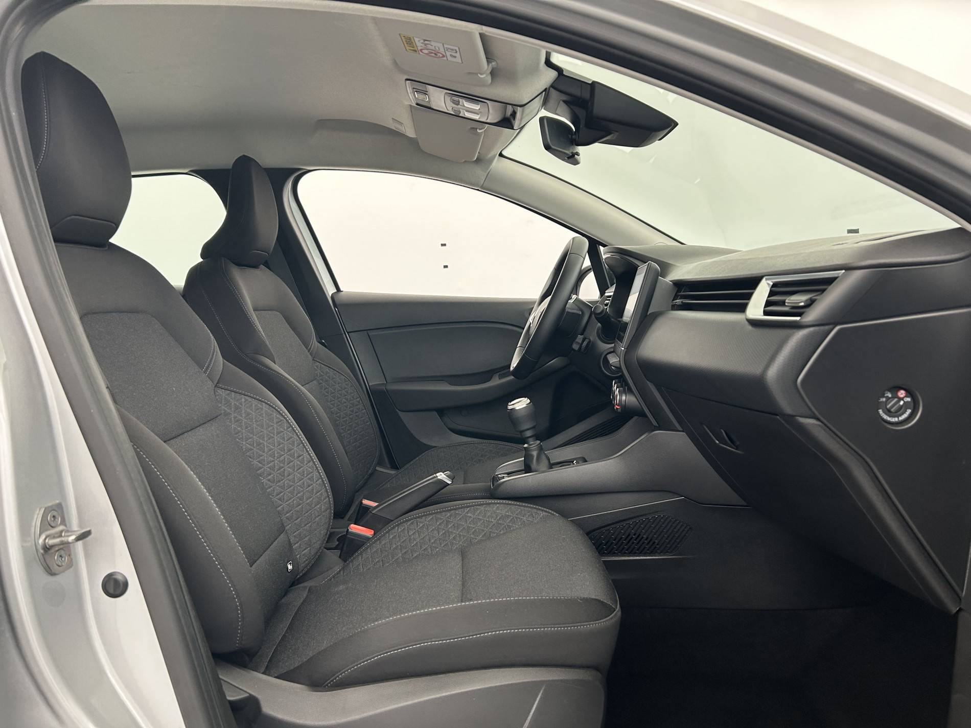 Vente en ligne Renault Clio 5 Clio TCe 90 au prix de 14 990 €