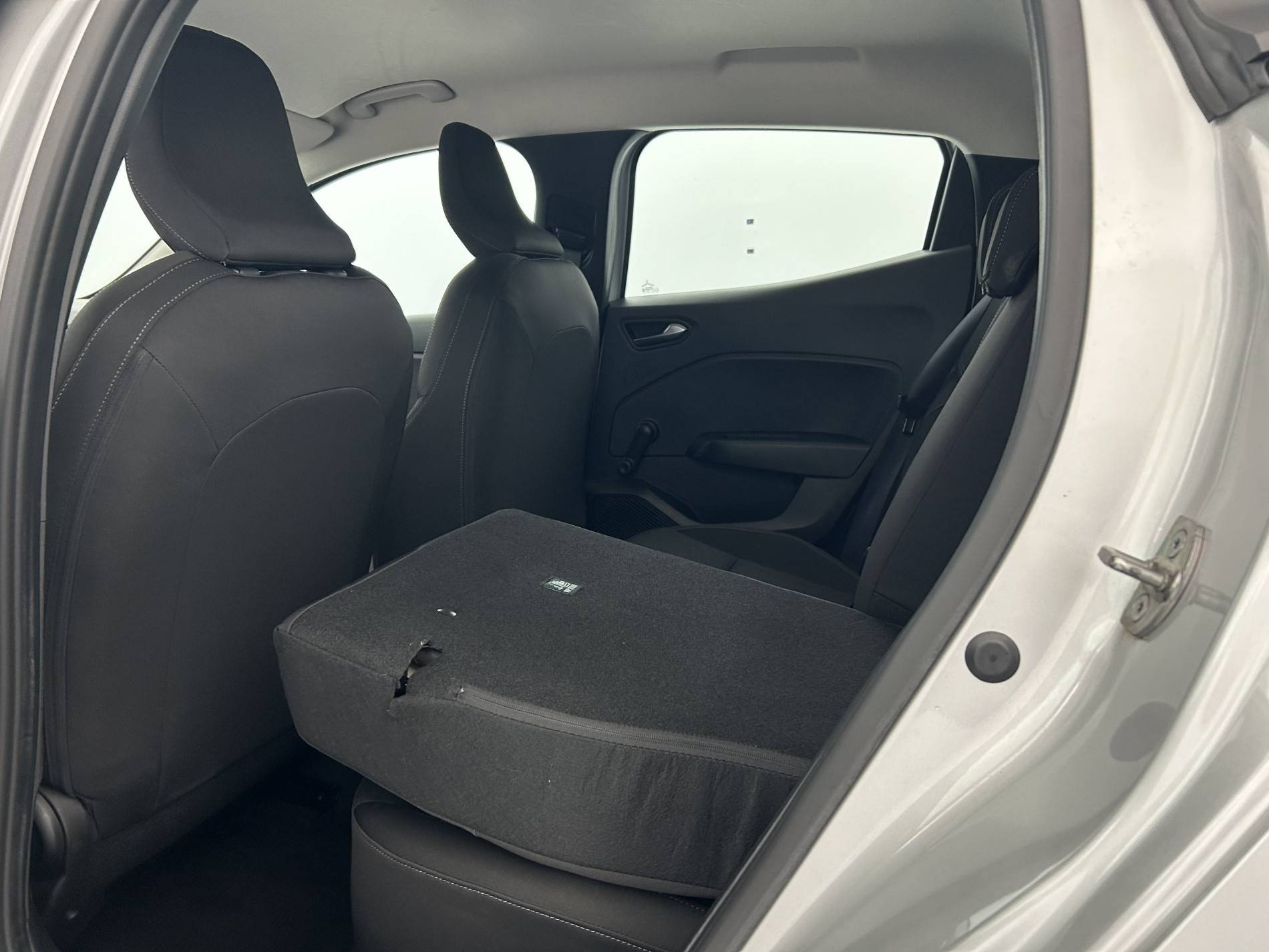 Vente en ligne Renault Clio 5 Clio TCe 90 au prix de 14 990 €