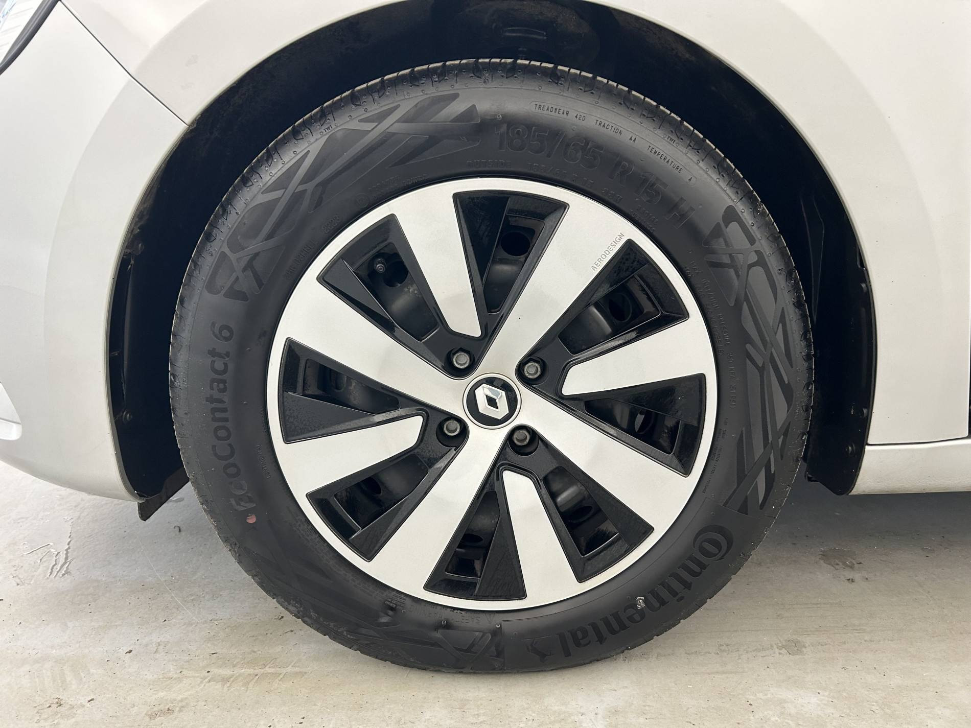 Vente en ligne Renault Clio 5 Clio TCe 90 au prix de 14 990 €