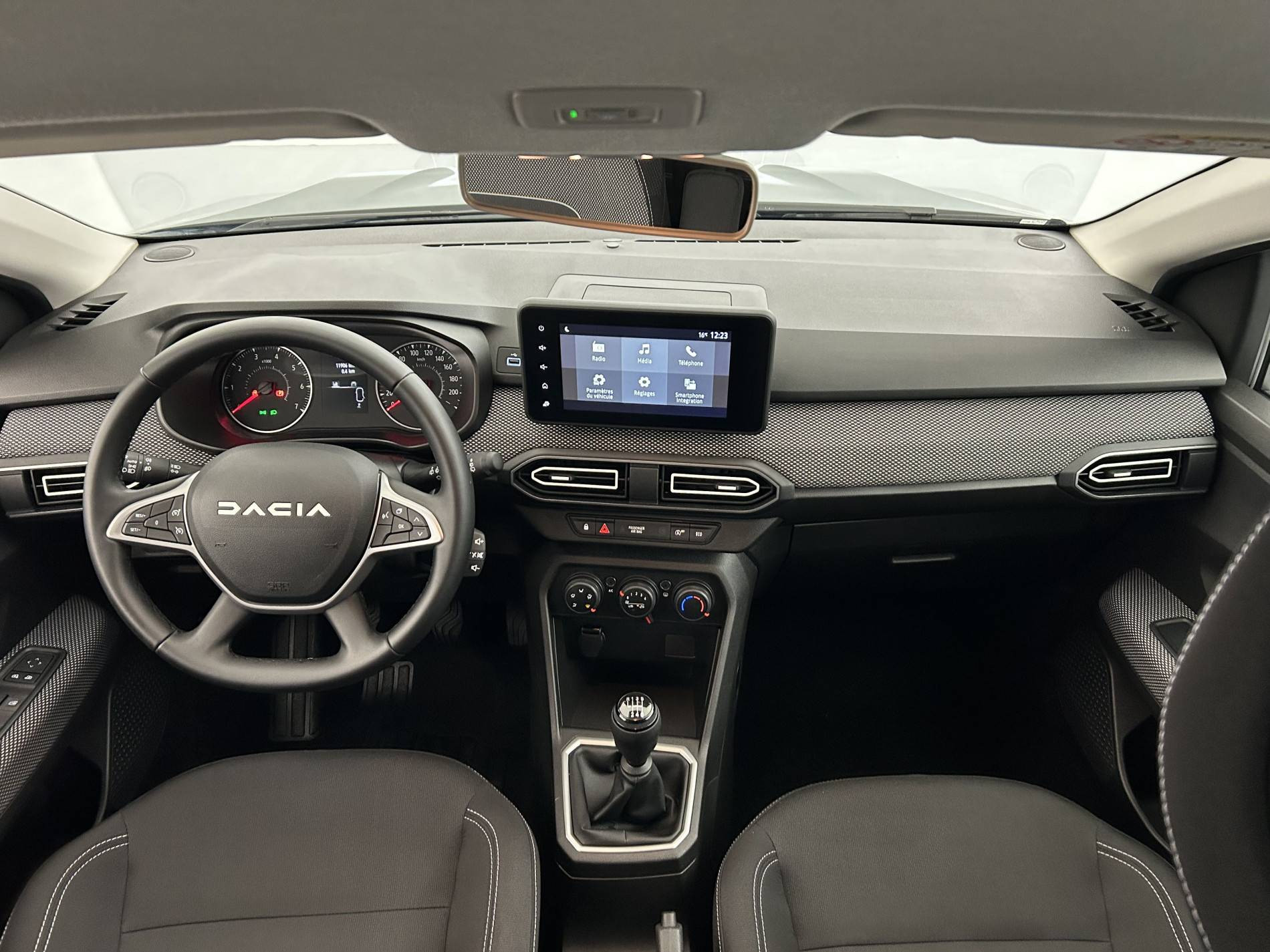 Vente en ligne Dacia Jogger  ECO-G 100 7 places GSR2 au prix de 19 990 €