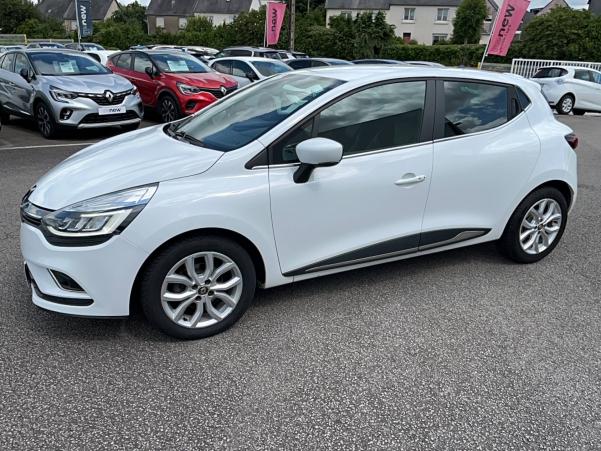 Vente en ligne Renault Clio 4 Clio TCe 90 E6C au prix de 12 490 €