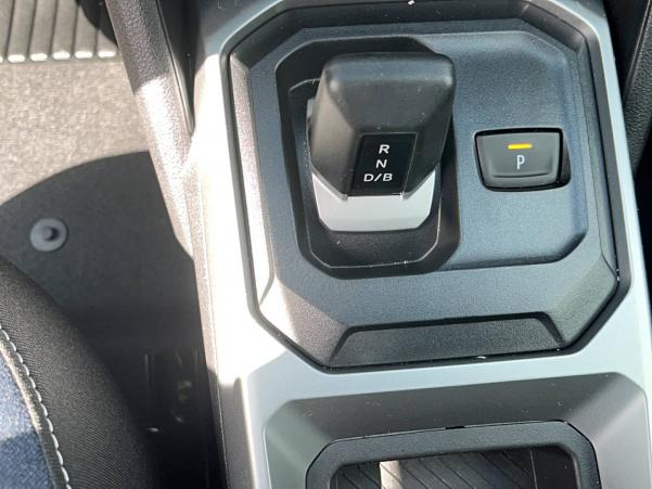 Vente en ligne Dacia Duster  Hybrid 140 au prix de 27 490 €