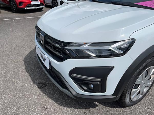 Vente en ligne Dacia Jogger  ECO-G 100 7 places au prix de 17 490 €