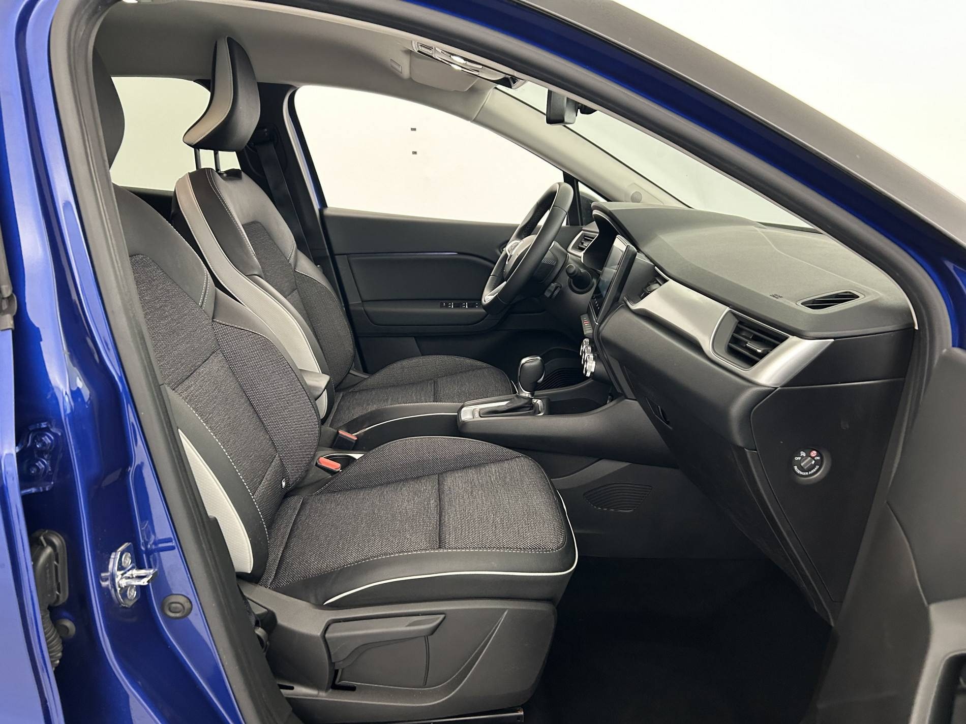 Vente en ligne Renault Captur  E-Tech 145 - 21 au prix de 16 990 €