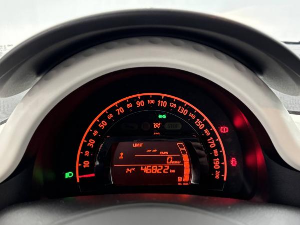 Vente en ligne Renault Twingo 3  SCe 75 - 20 au prix de 9 990 €