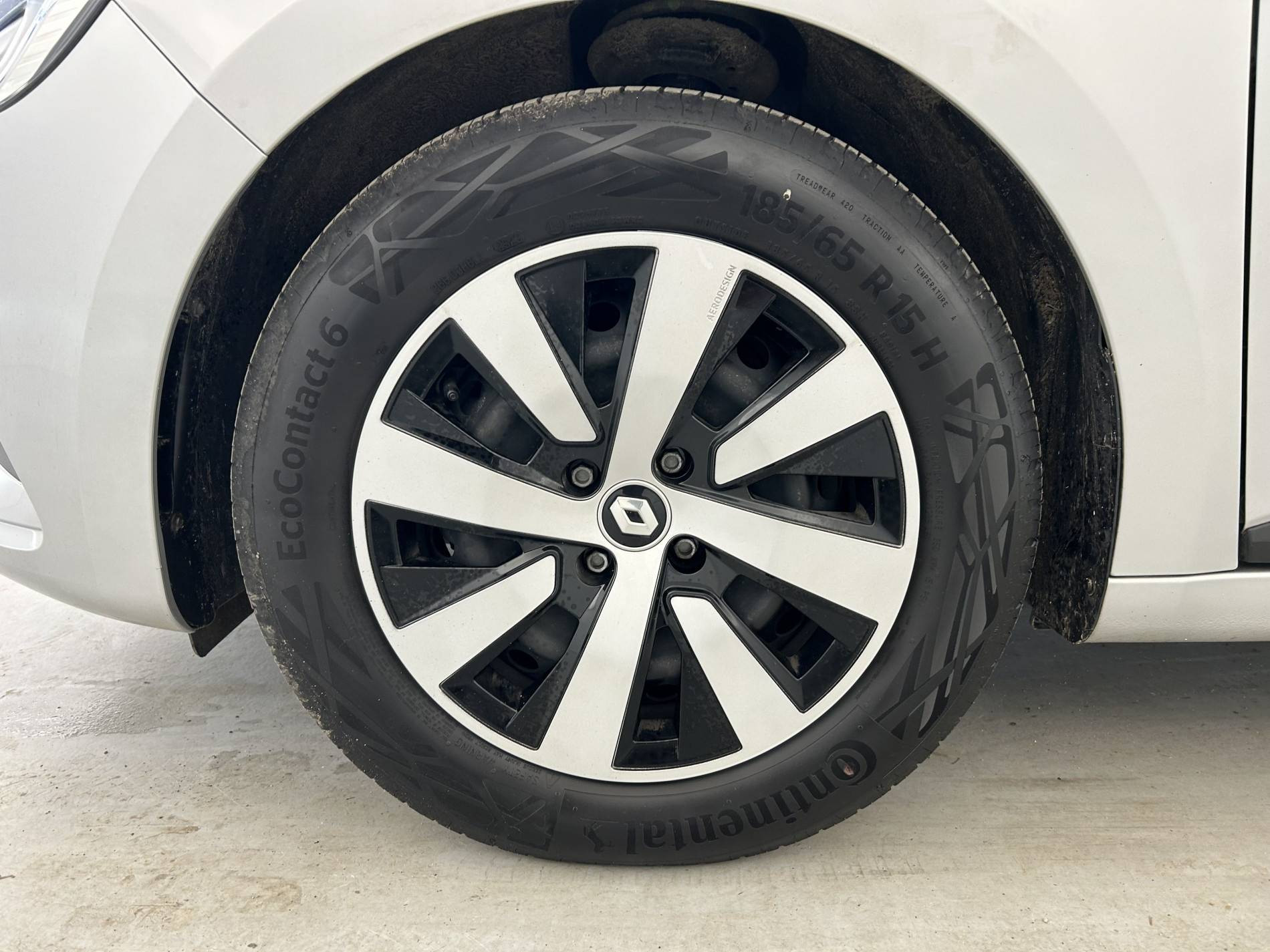 Vente en ligne Renault Clio 5 Clio TCe 90 au prix de 14 490 €