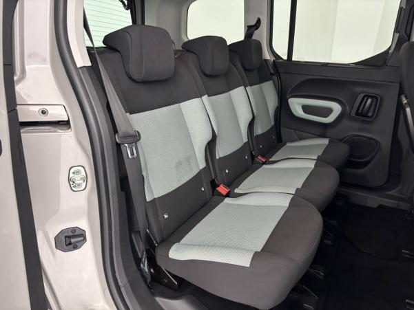Vente en ligne Citroën Berlingo  Taille M BlueHDi 130 S&S BVM6 au prix de 18 490 €