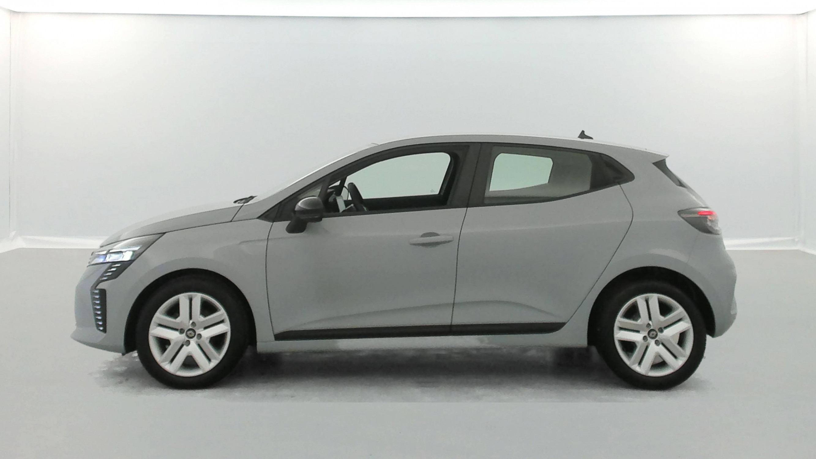 Vente en ligne Renault Clio 5 Clio TCe 90 au prix de 14 990 €