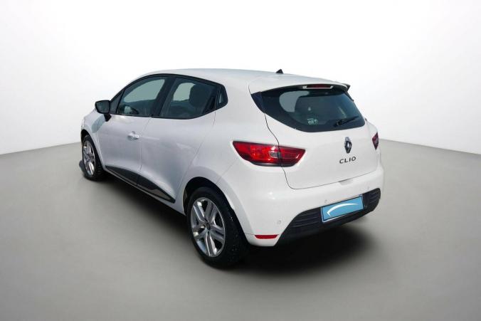 Vente en ligne Renault Clio 4 Clio dCi 75 E6C au prix de 12 990 €
