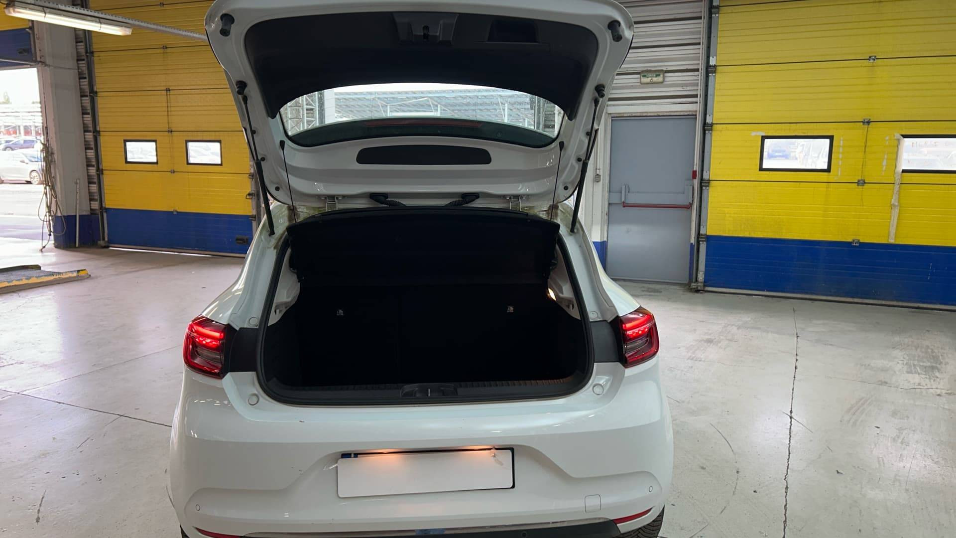 Vente en ligne Renault Clio 5 Clio Blue dCi 85 au prix de 13 490 €