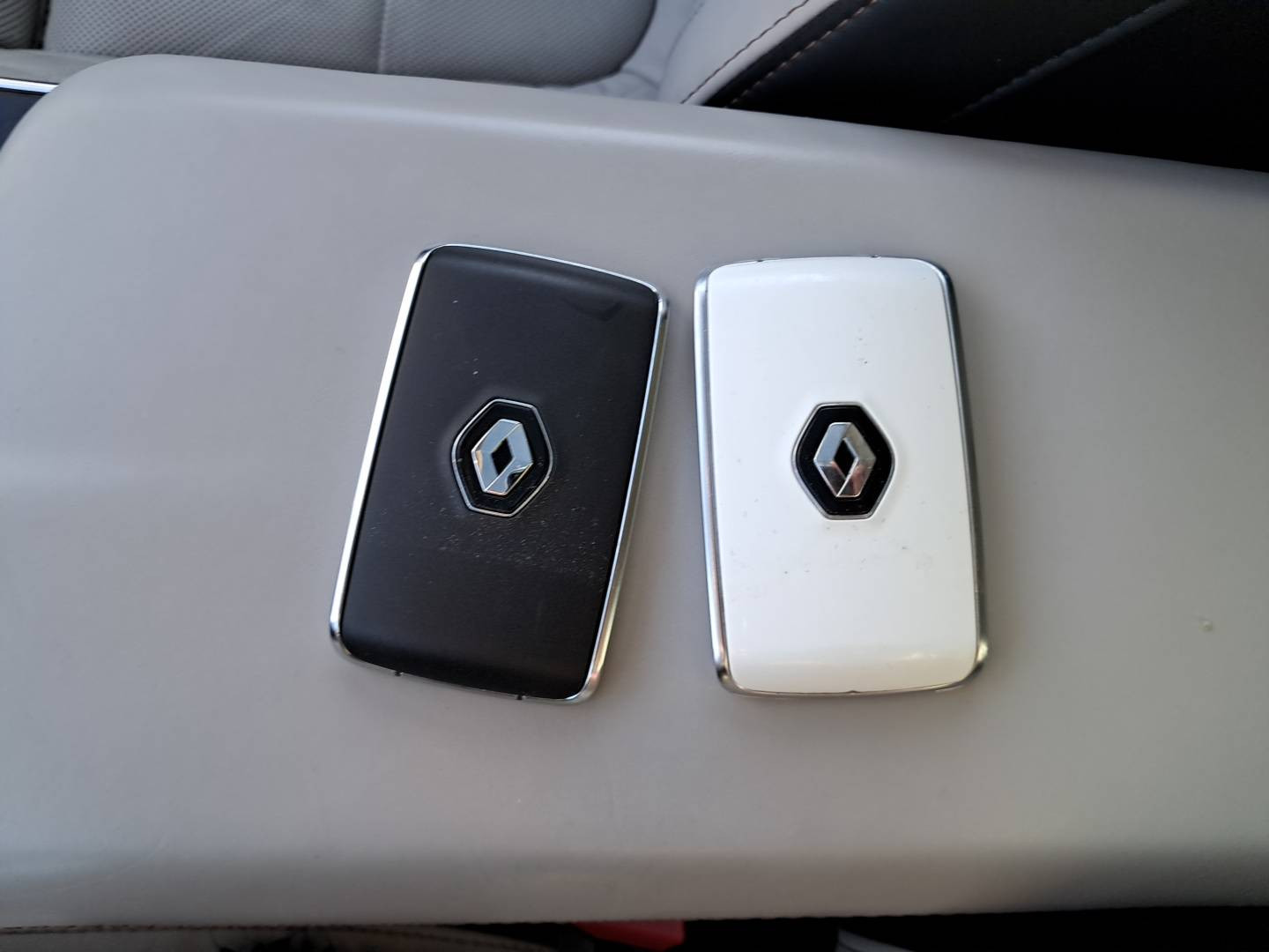 Vente en ligne Renault Espace 5 Espace Blue dCi 190 EDC au prix de 23 990 €