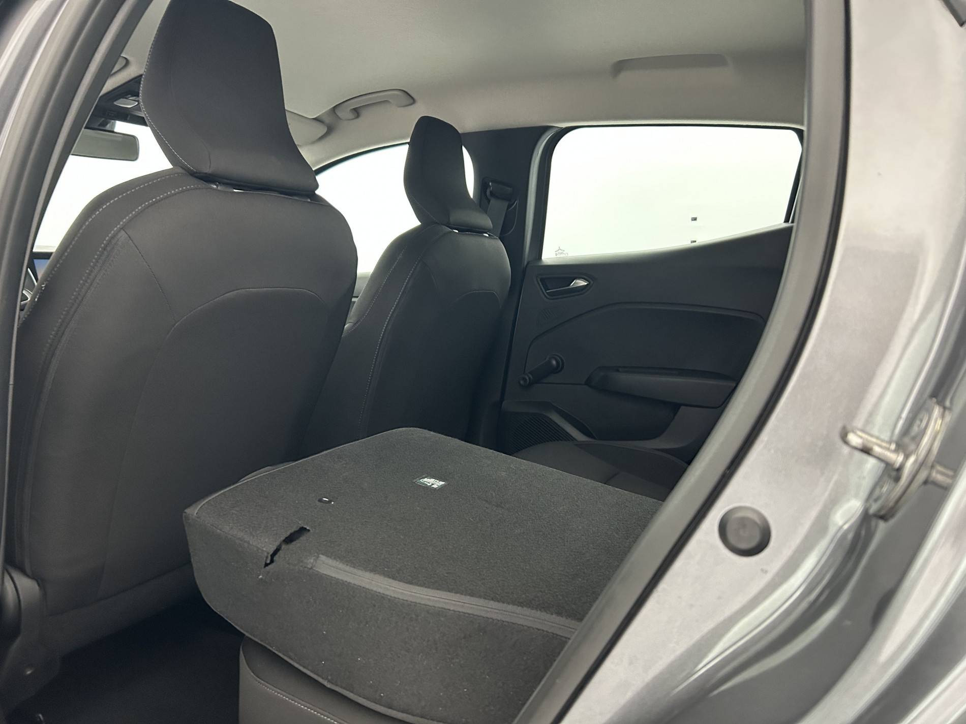 Vente en ligne Renault Clio 5 Clio TCe 90 au prix de 14 290 €