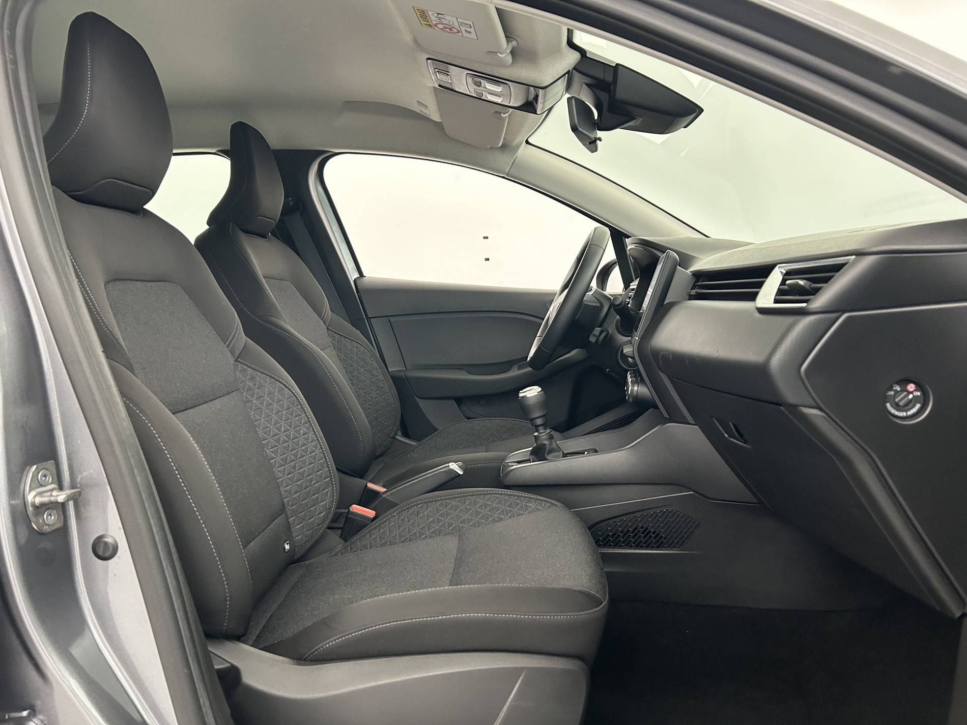 Vente en ligne Renault Clio 5 Clio TCe 90 au prix de 14 290 €