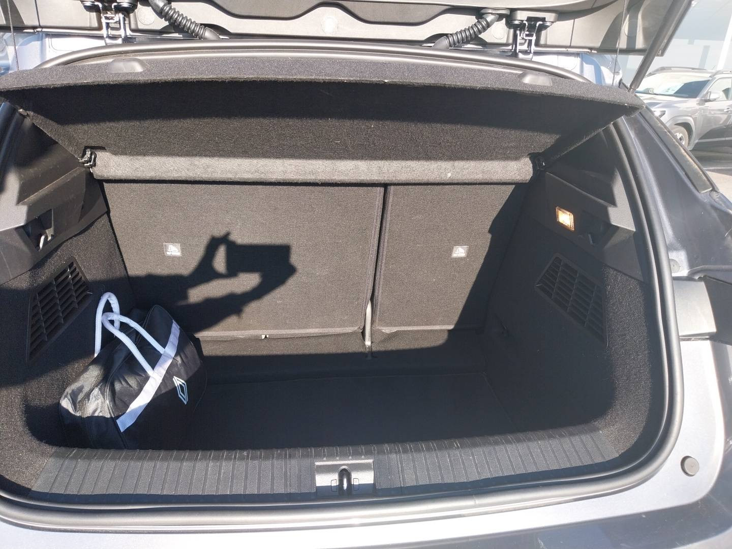 Vente en ligne Renault Megane E-Tech  ER EV60 130ch super charge au prix de 21 990 €