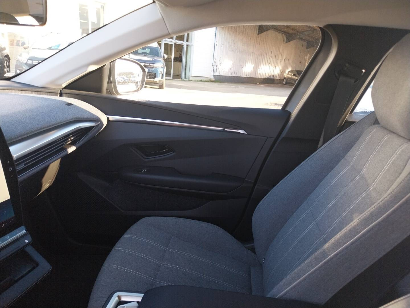 Vente en ligne Renault Megane E-Tech  ER EV60 130ch super charge au prix de 21 990 €