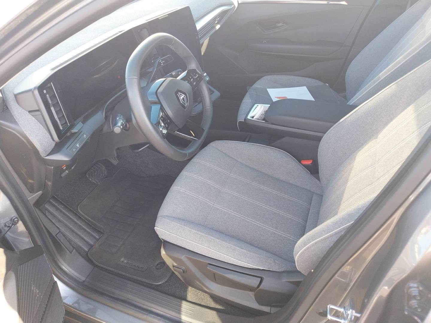 Vente en ligne Renault Megane E-Tech  ER EV60 130ch super charge au prix de 21 990 €