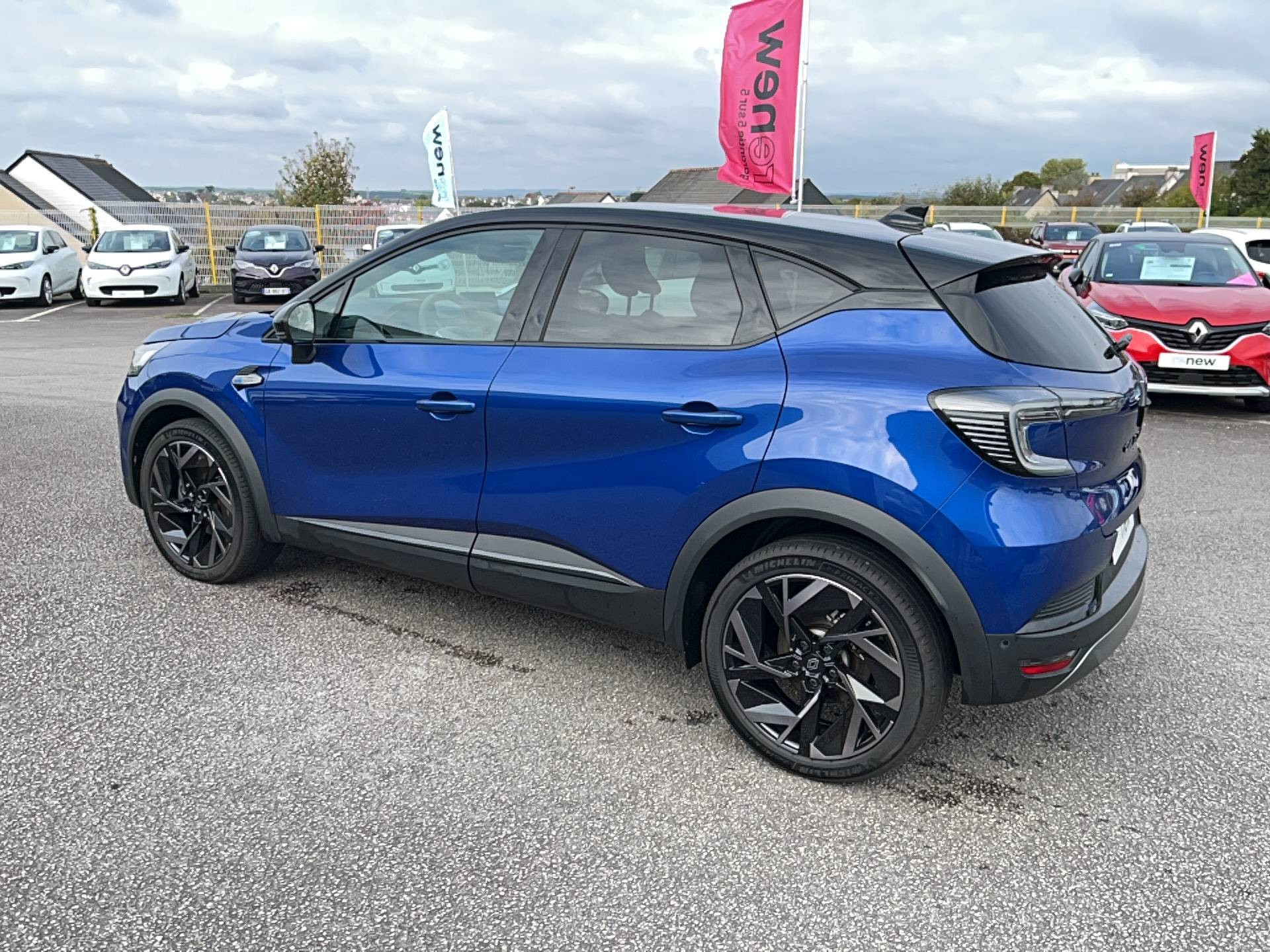 Vente en ligne Renault Captur  E-Tech full hybrid 145 ch au prix de 26 990 €