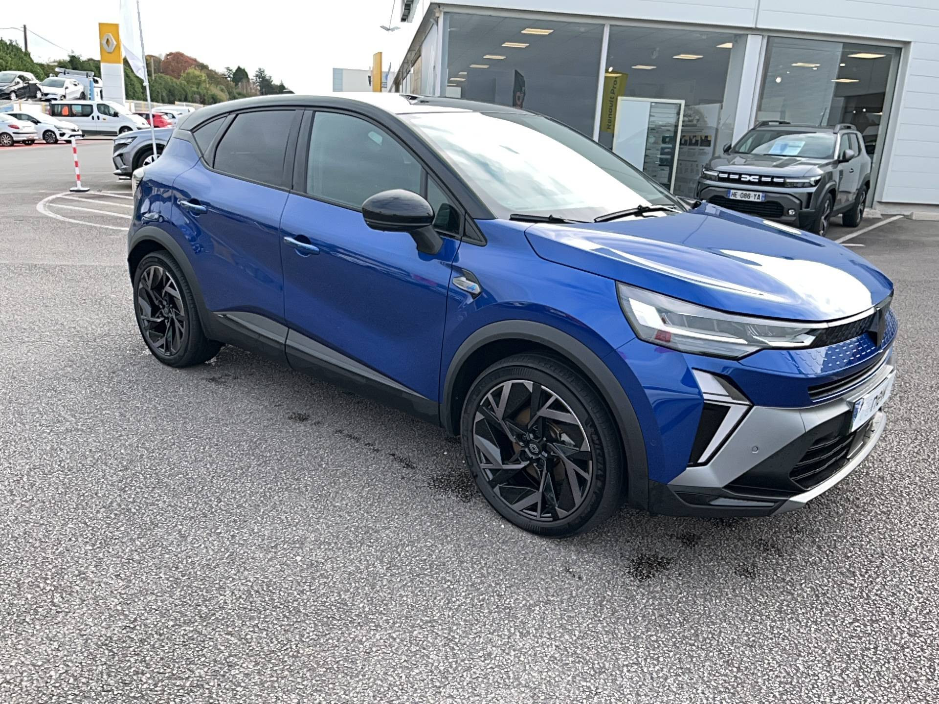 Vente en ligne Renault Captur  E-Tech full hybrid 145 ch au prix de 26 990 €