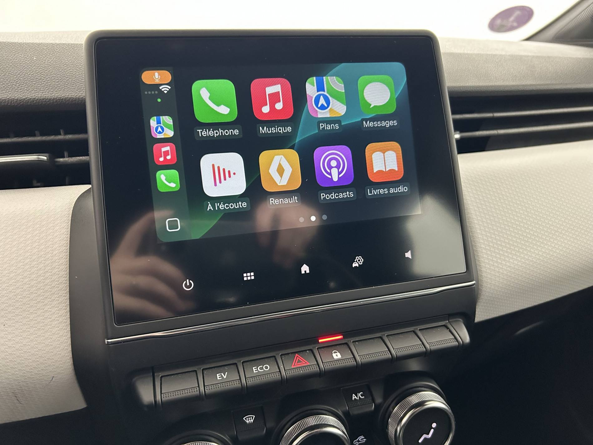 Vente en ligne Renault Clio 5 Clio E-Tech 140 au prix de 16 790 €