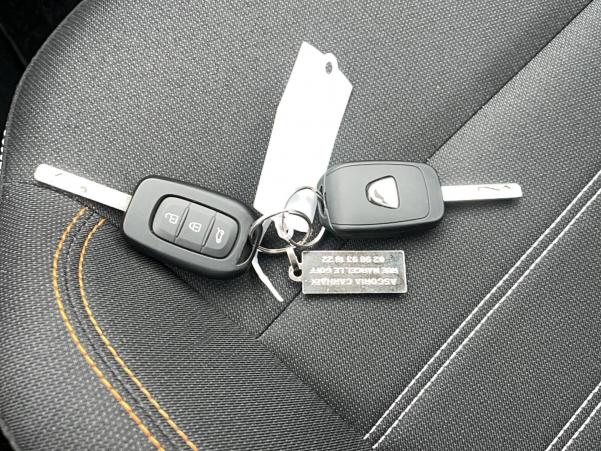Vente en ligne Dacia Sandero  TCe 90 - 22 au prix de 15 490 €