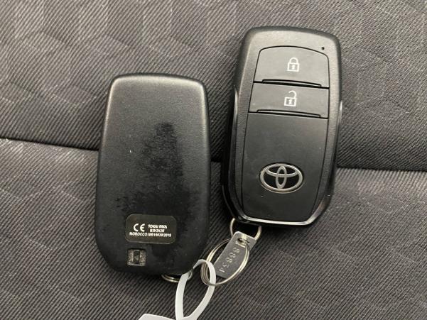 Vente en ligne Toyota Yaris Yaris Hybride 116h au prix de 21 490 €