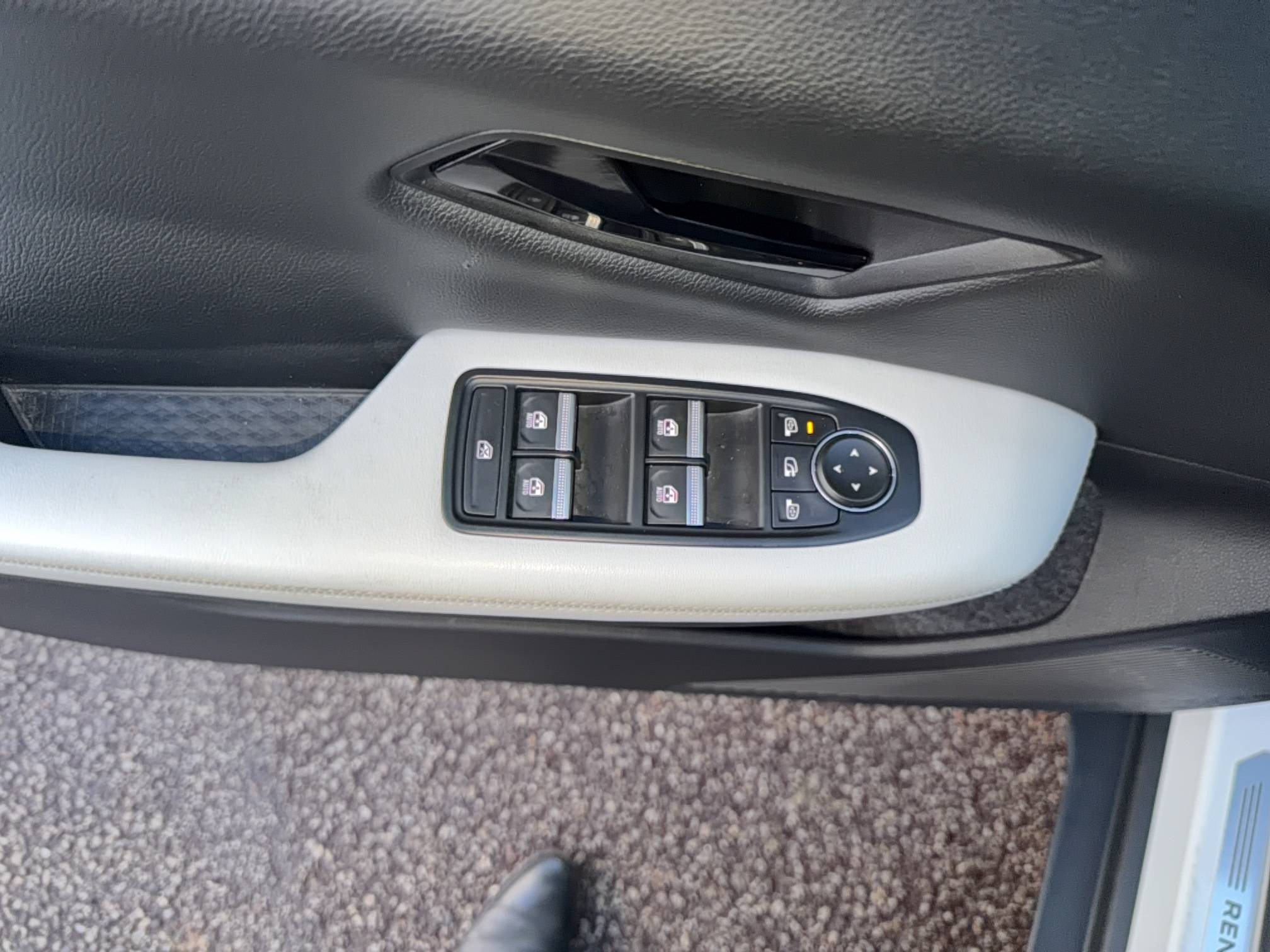 Vente en ligne Renault Scenic E-Tech  220 ch grande autonomie au prix de 36 990 €