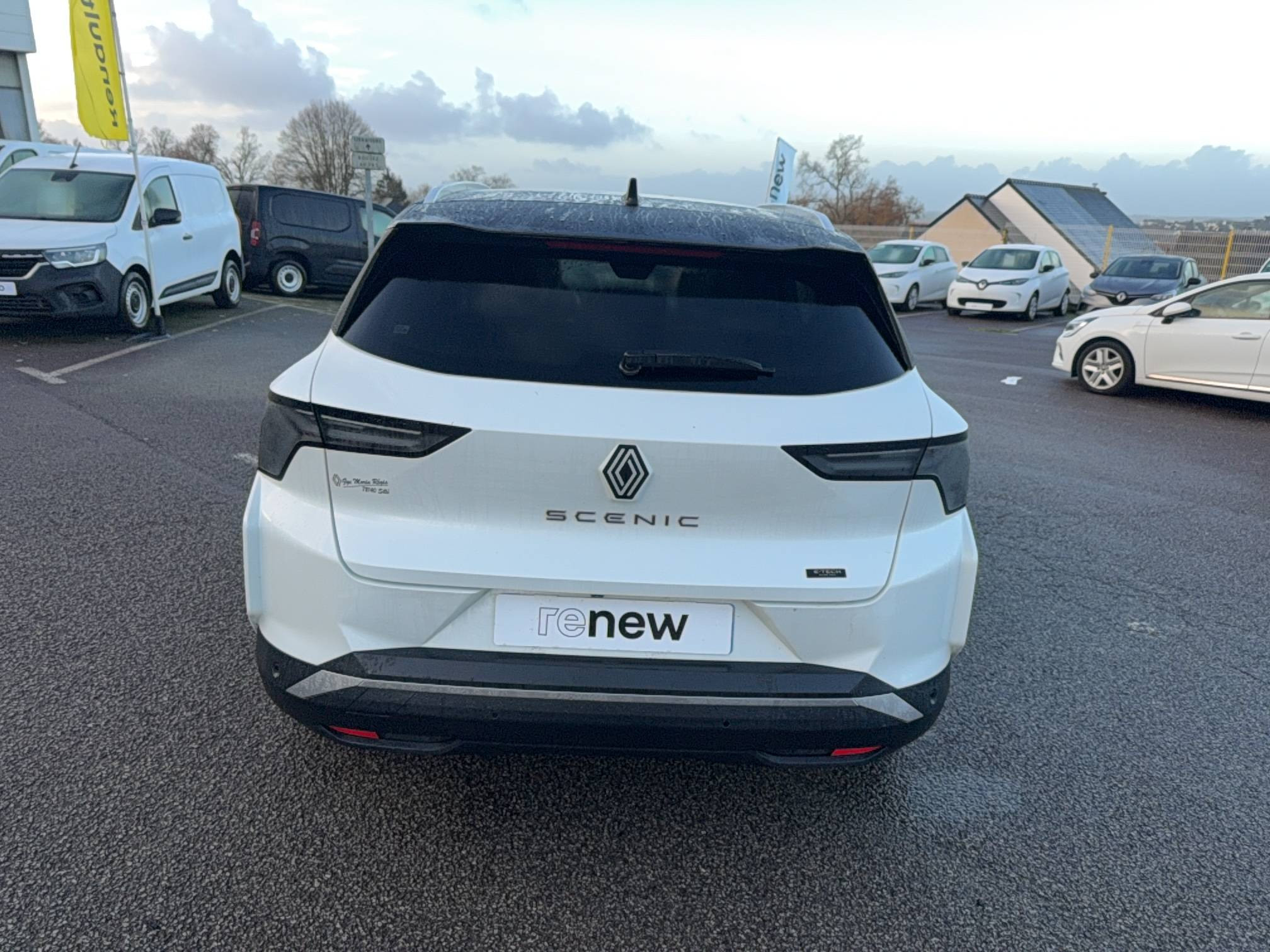 Vente en ligne Renault Scenic E-Tech  220 ch grande autonomie au prix de 36 990 €