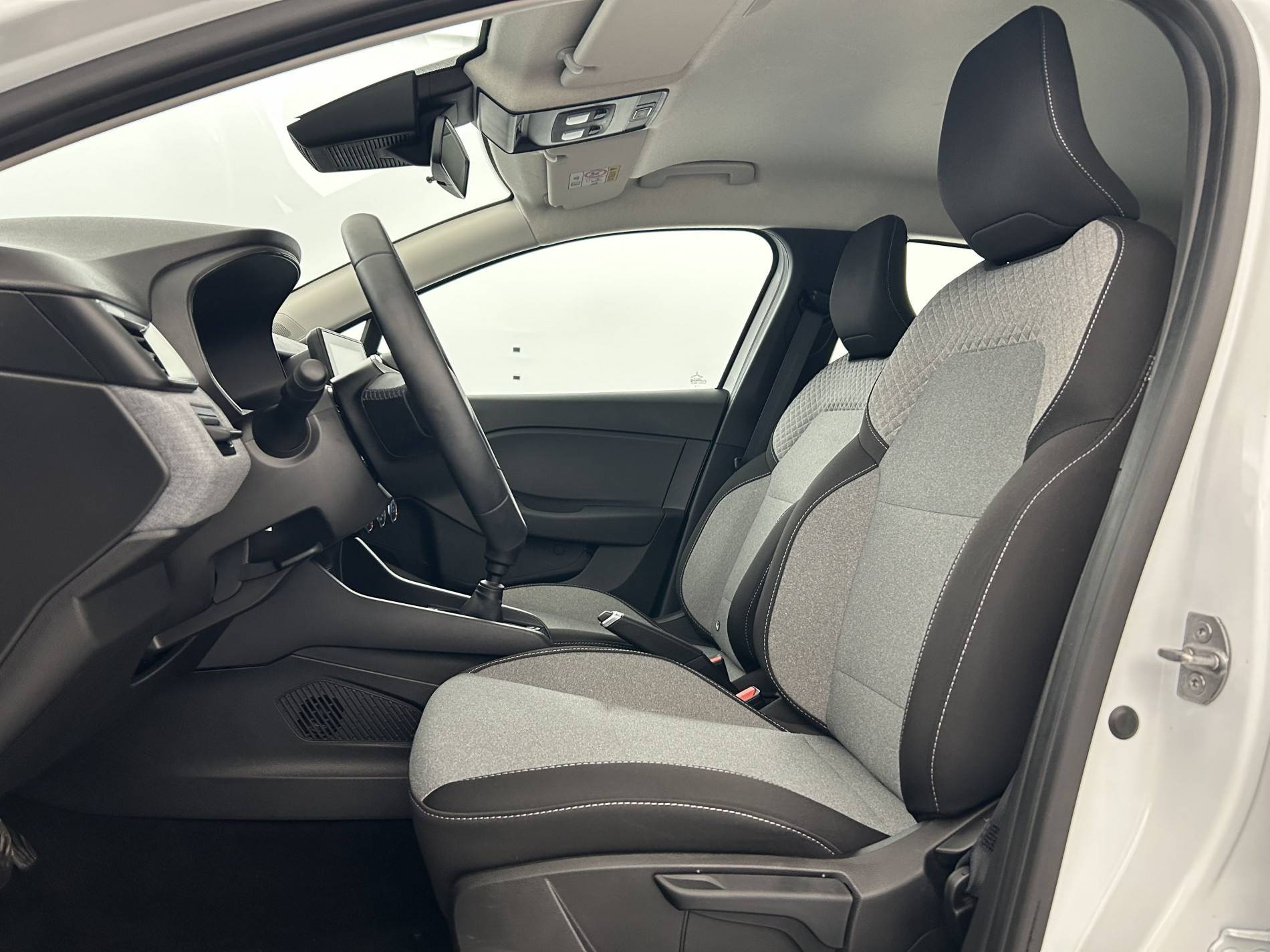 Vente en ligne Renault Clio 5 Clio Blue dCi 100 ch GSR2 au prix de 18 990 €