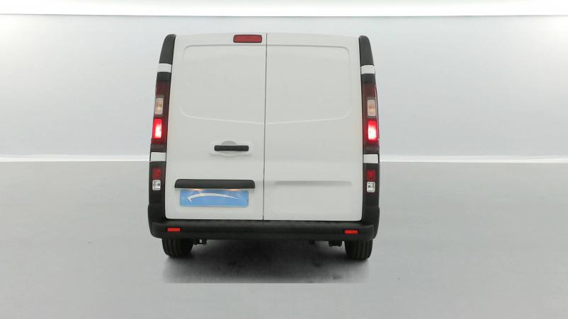 Vente en ligne Renault Trafic 3 Fourgon TRAFIC FGN L1H1 1000 KG DCI 120 au prix de 21 270 €