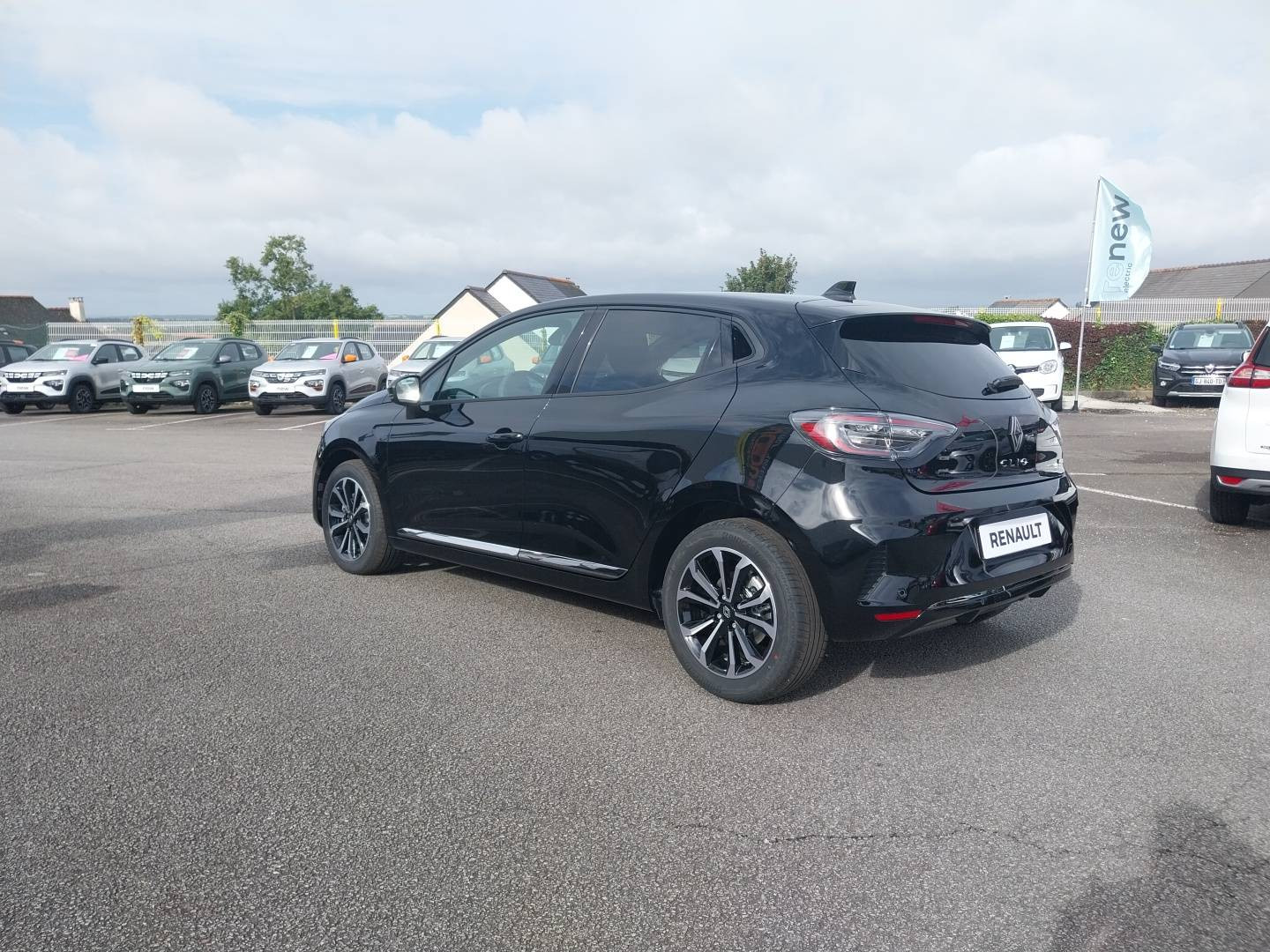 Vente en ligne Renault Clio 5 Clio E-Tech full hybrid 145 ch GSR2 au prix de 22 990 €