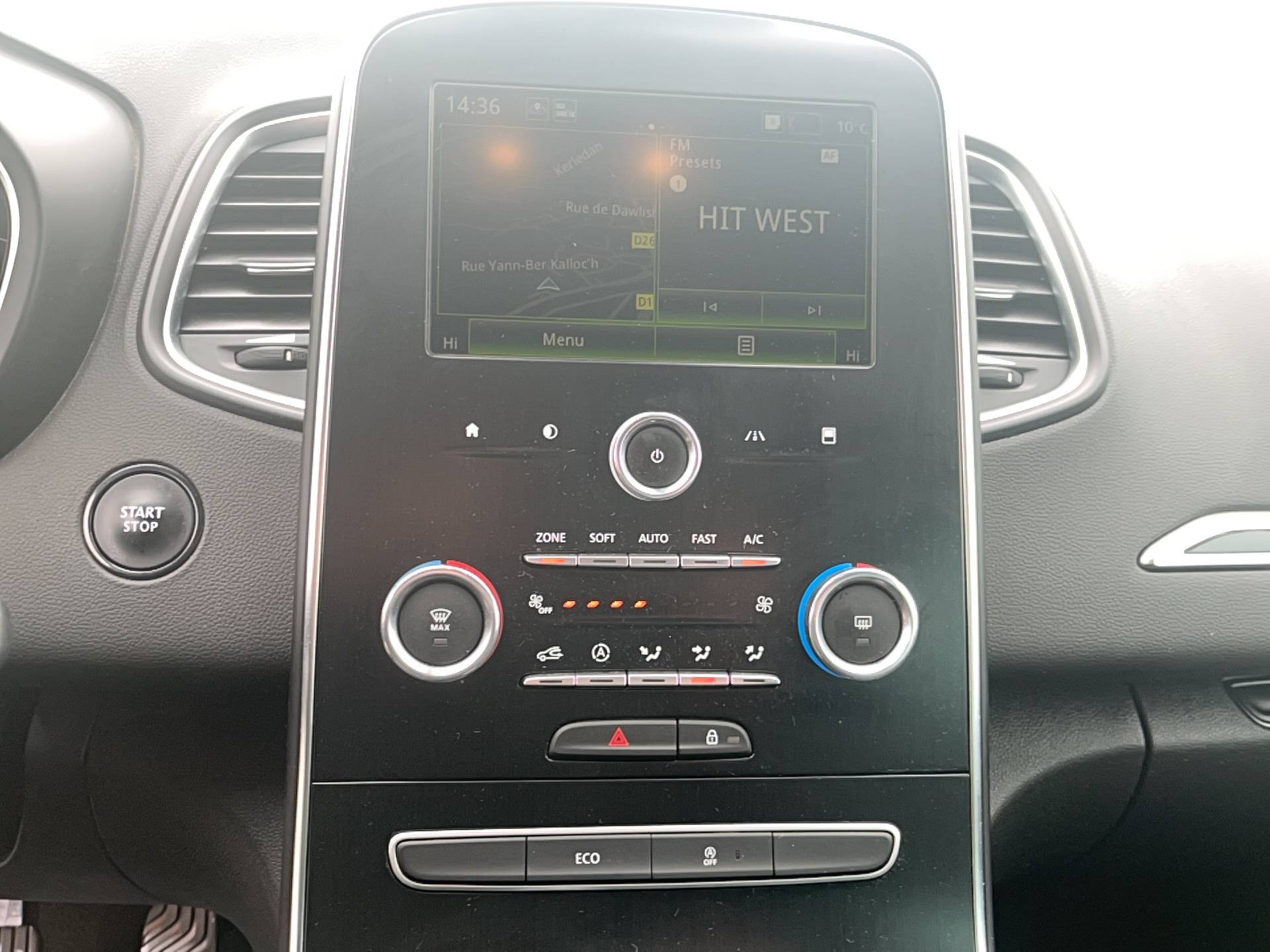 Vente en ligne Renault Scenic 4 Scenic Blue dCi 120 au prix de 15 990 €