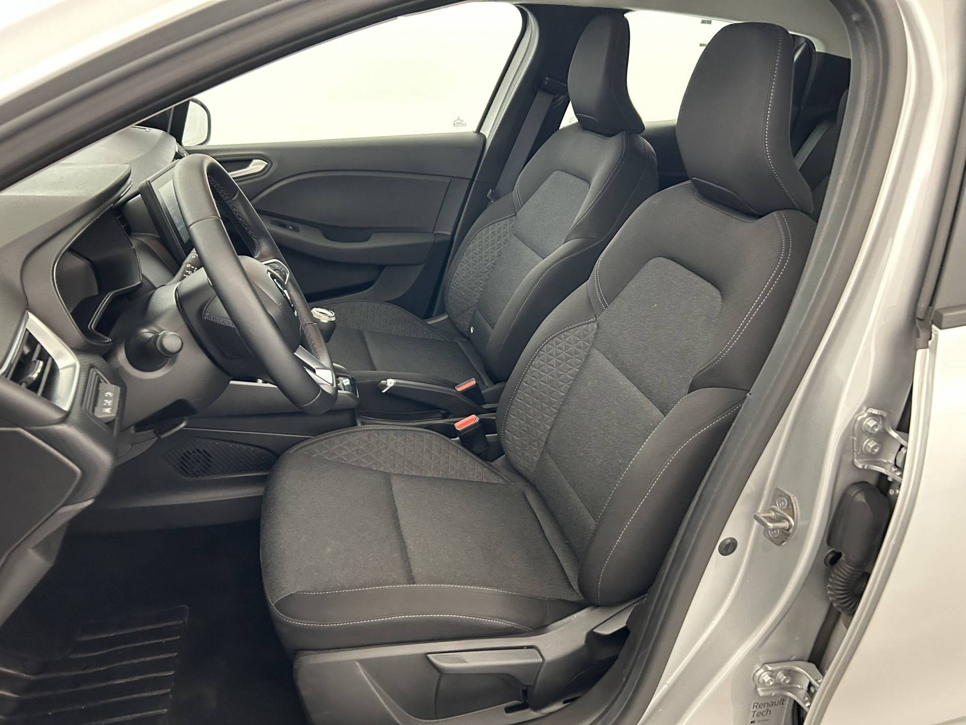 Vente en ligne Renault Clio 5 Clio TCe 90 au prix de 14 990 €