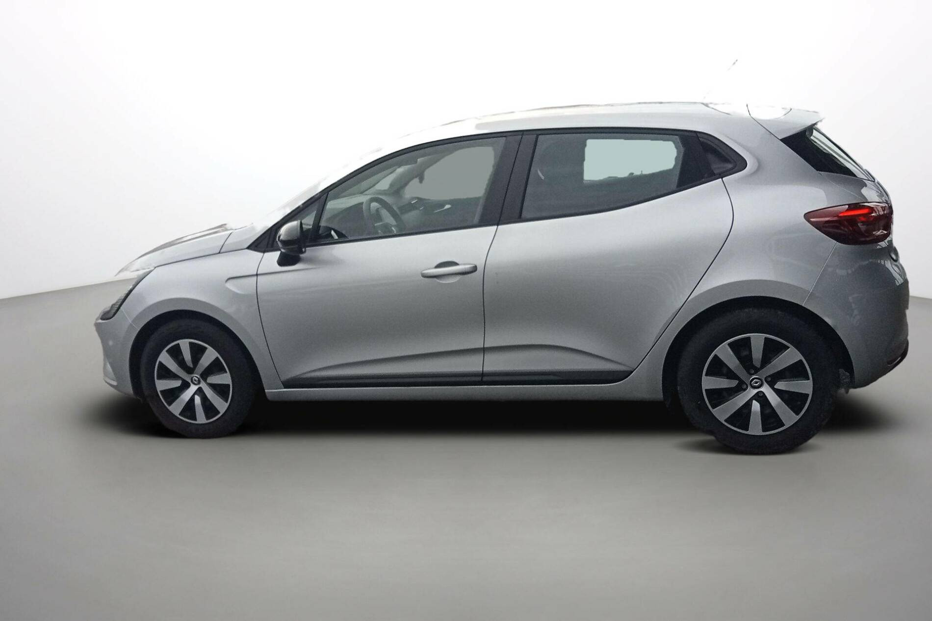 Vente en ligne Renault Clio 5 Clio TCe 90 au prix de 14 990 €