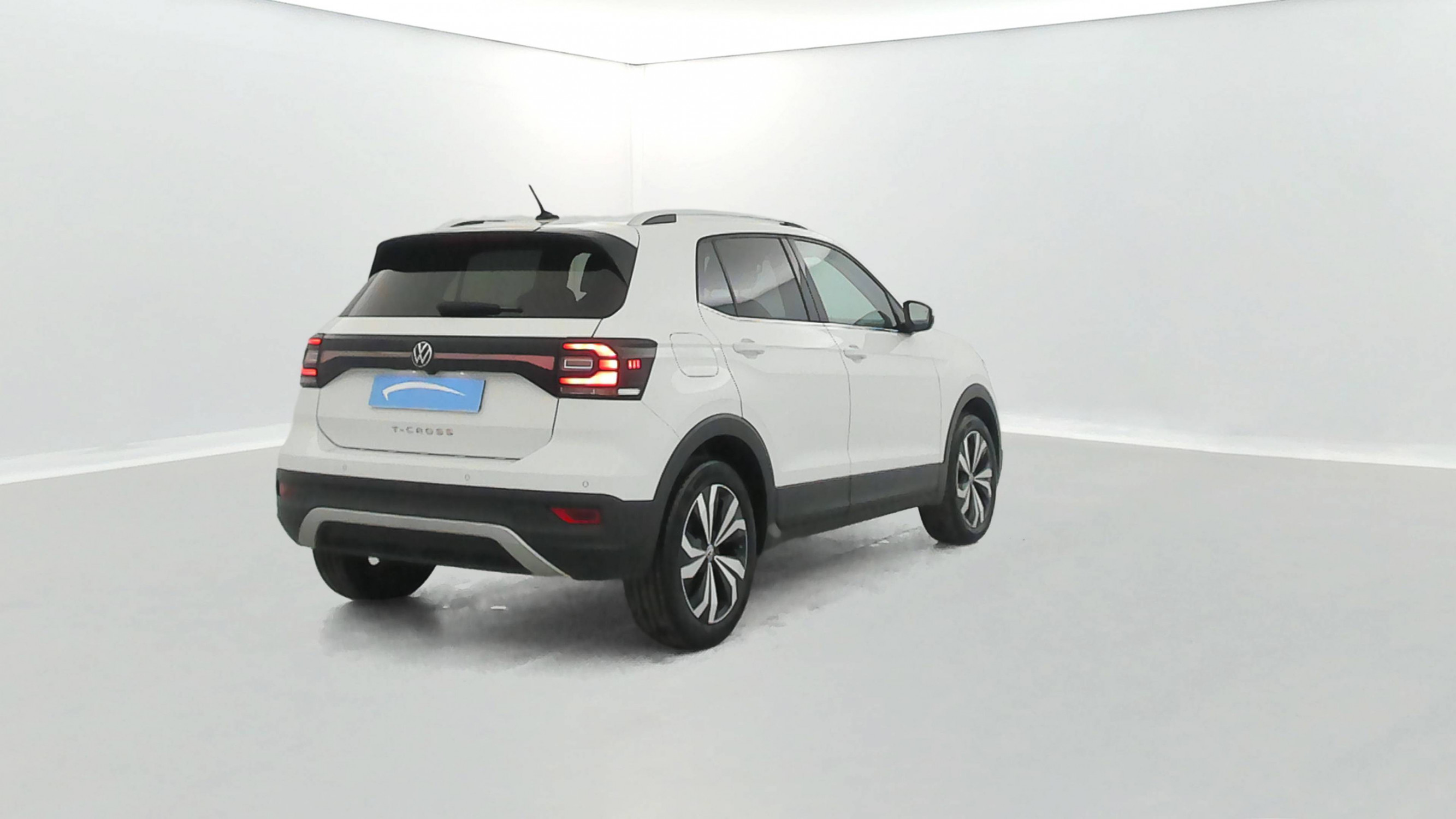 Vente en ligne Volkswagen T-Cross  1.0 TSI 110 Start/Stop BVM6 au prix de 17 990 €