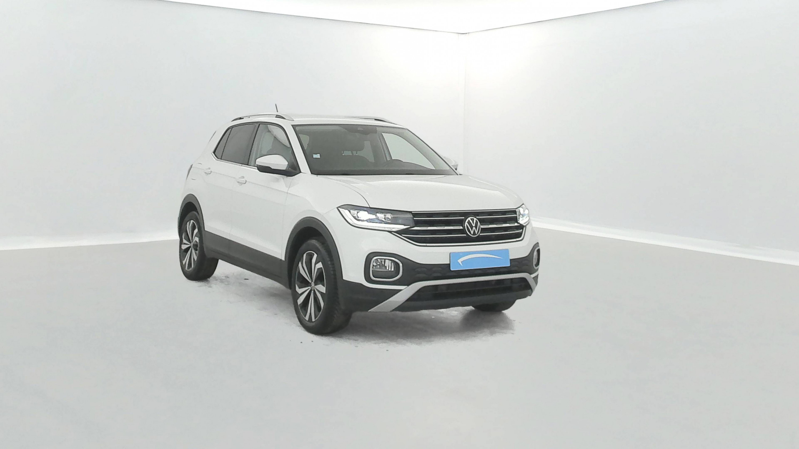 Vente en ligne Volkswagen T-Cross  1.0 TSI 110 Start/Stop BVM6 au prix de 17 990 €