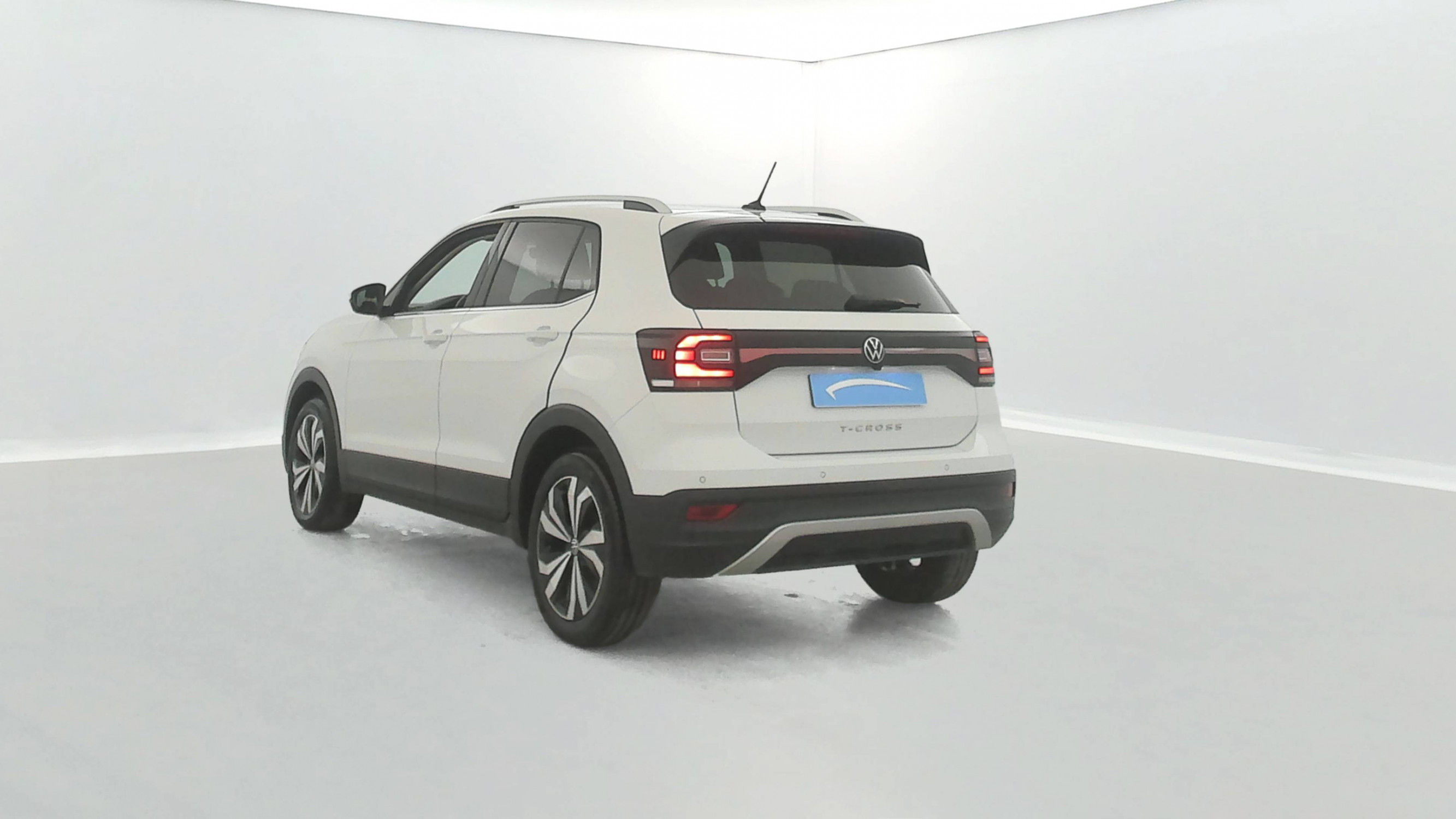 Vente en ligne Volkswagen T-Cross  1.0 TSI 110 Start/Stop BVM6 au prix de 17 990 €