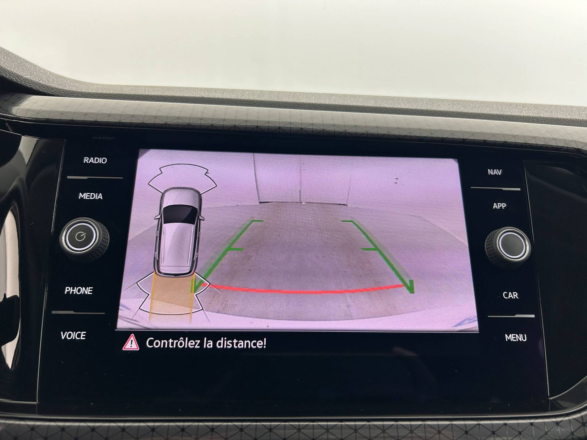 Vente en ligne Volkswagen T-Cross  1.0 TSI 110 Start/Stop BVM6 au prix de 17 990 €