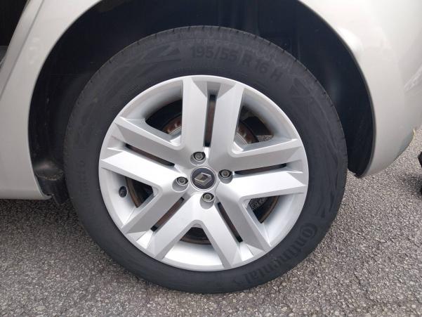 Vente en ligne Renault Clio 5 Clio Blue dCi 85 au prix de 14 990 €