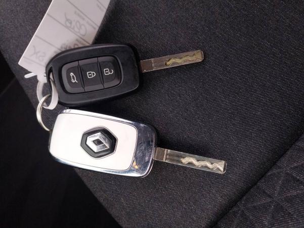 Vente en ligne Renault Clio 5 Clio Blue dCi 85 au prix de 14 990 €