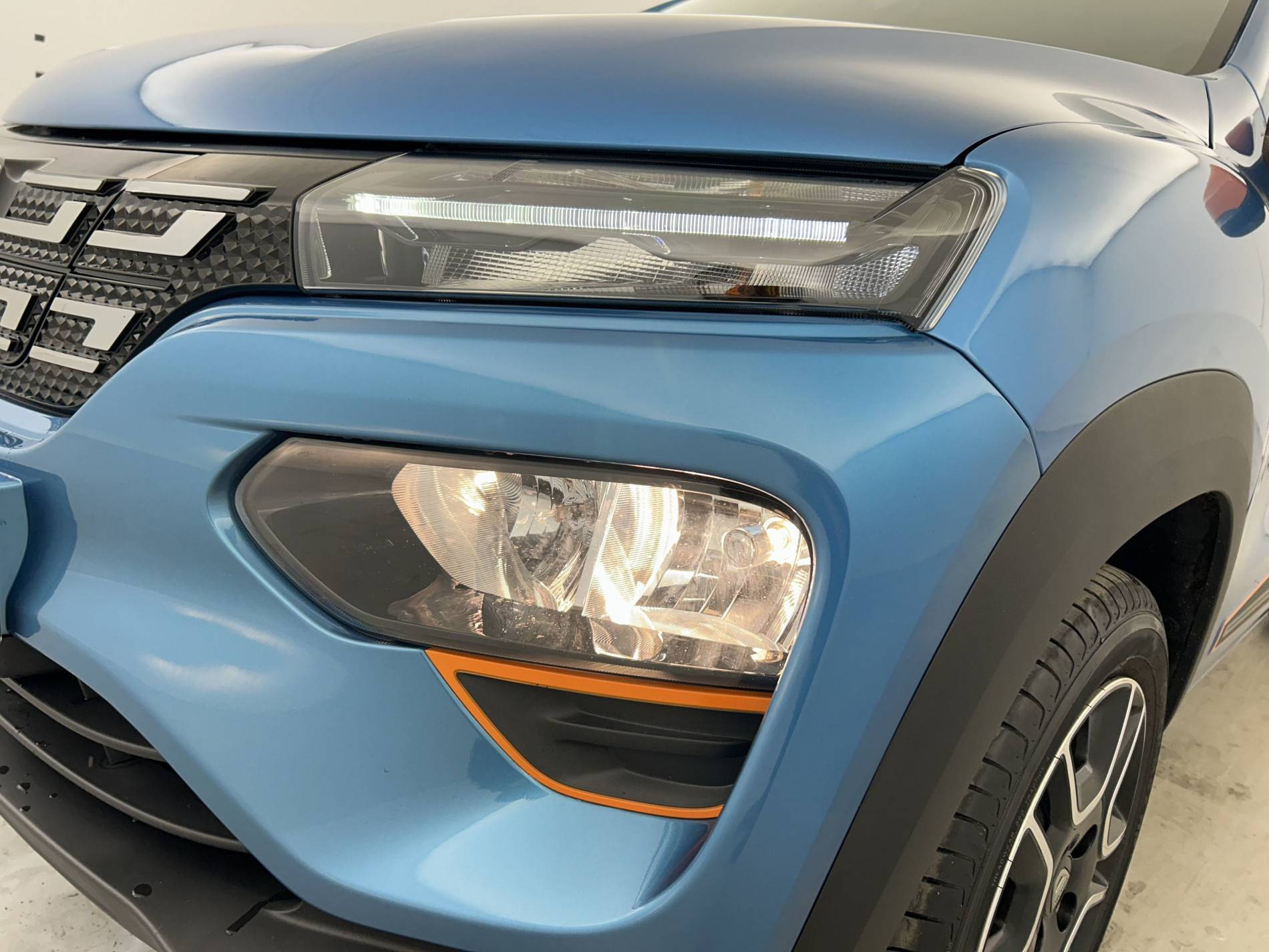 Vente en ligne Dacia Spring  Achat Intégral au prix de 8 990 €