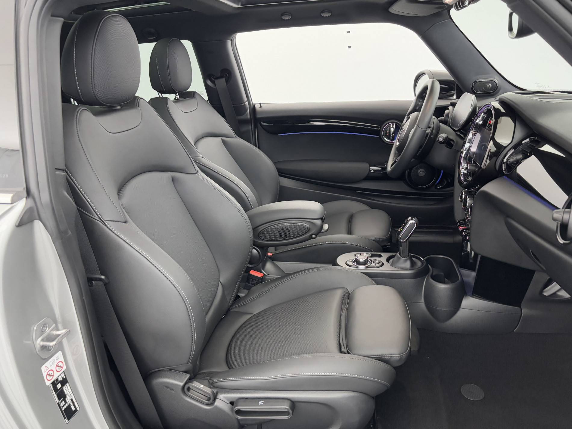 Vente en ligne Mini Mini Hatch 3 portes Hatch 3 Portes Cooper S 178 ch DKG7 au prix de 30 990 €