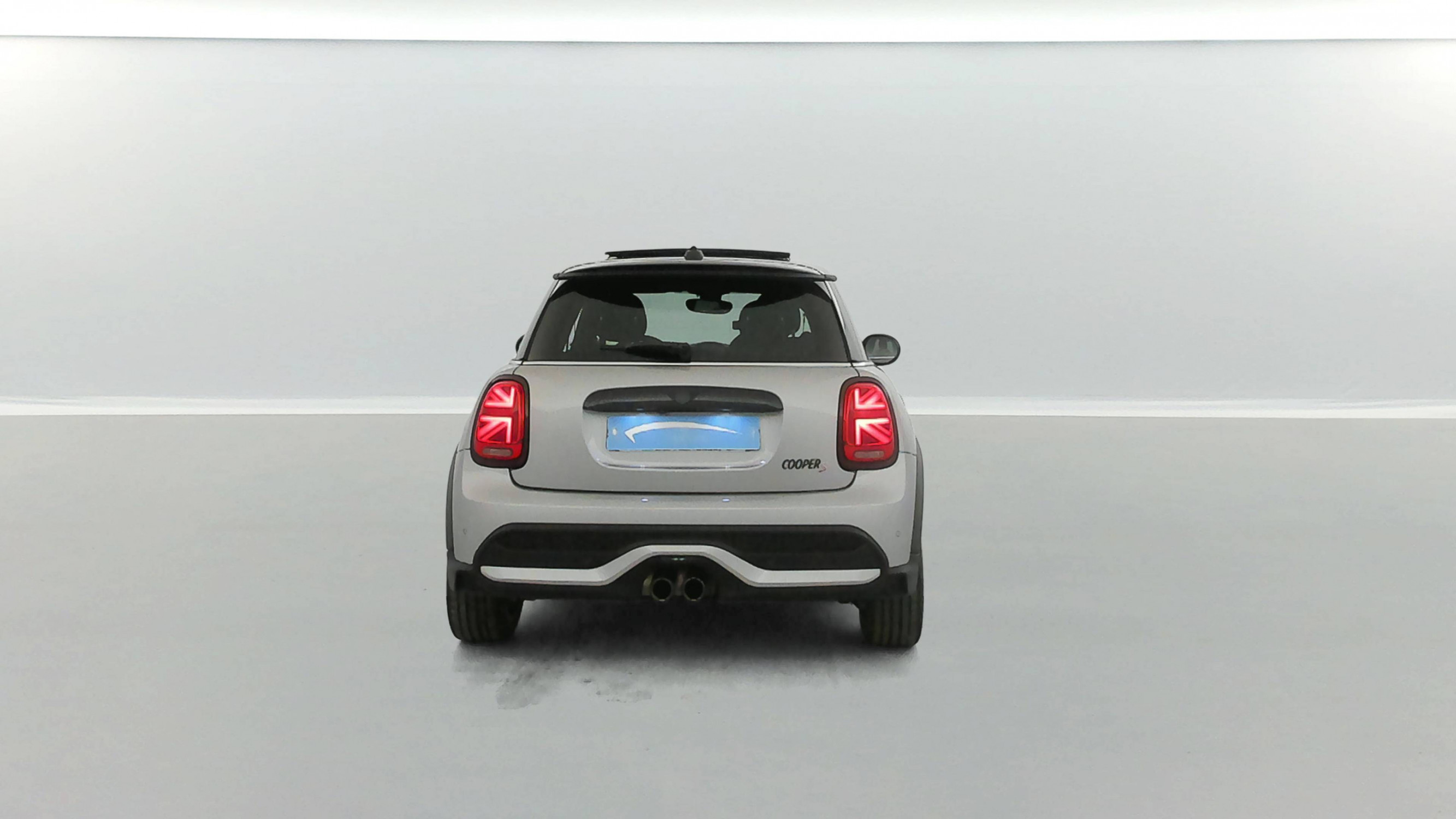 Vente en ligne Mini Mini Hatch 3 portes Hatch 3 Portes Cooper S 178 ch DKG7 au prix de 30 990 €
