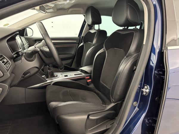 Vente en ligne Renault Megane 4 Estate Mégane IV Estate Blue dCi 115 au prix de 13 990 €