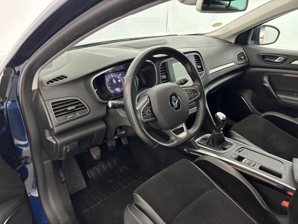 Vente en ligne Renault Megane 4 Estate Mégane IV Estate Blue dCi 115 au prix de 13 990 €