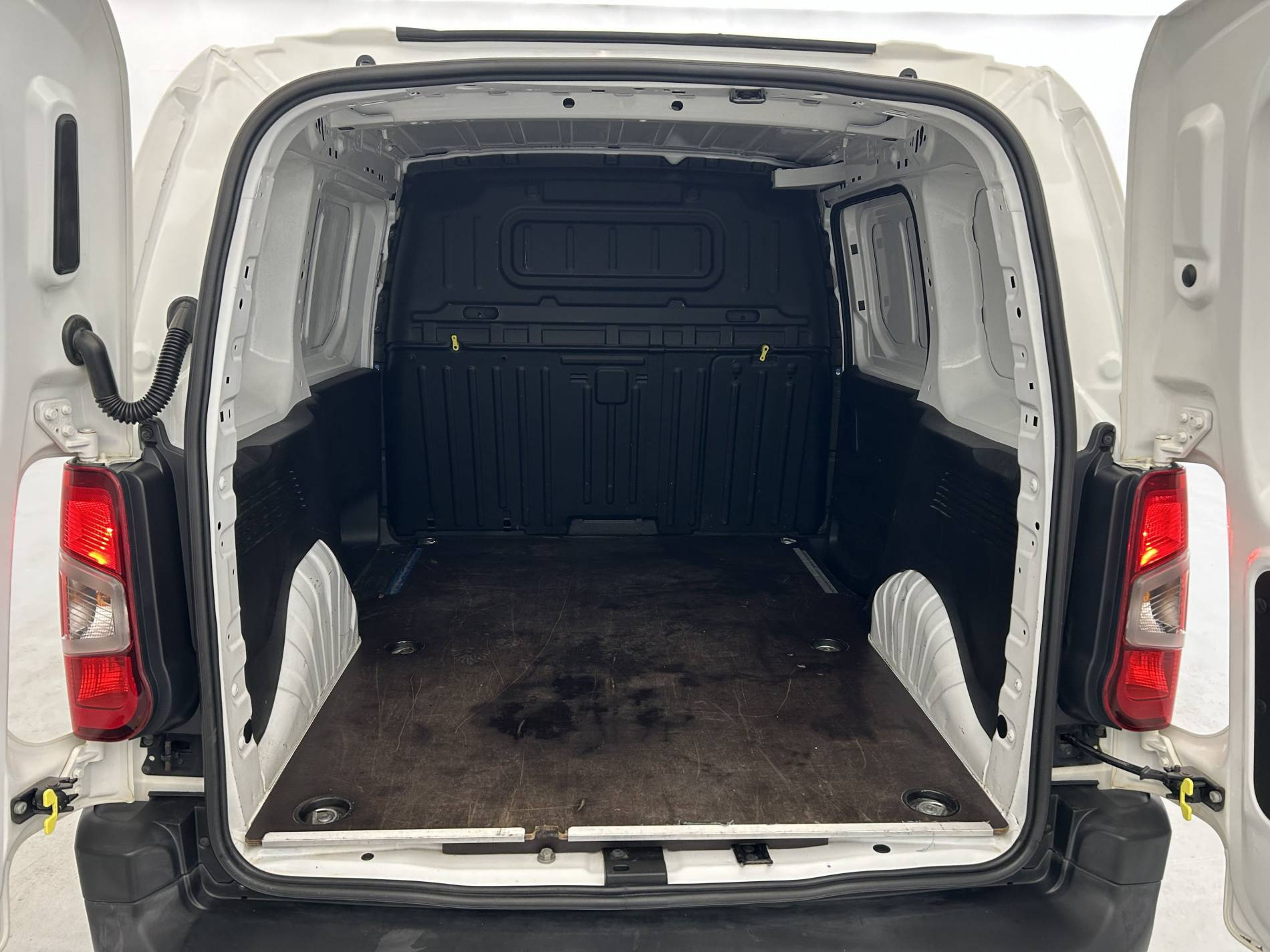 Vente en ligne Citroën Berlingo  M 650 BLUEHDI 130 S&S EAT8 au prix de 15 490 €