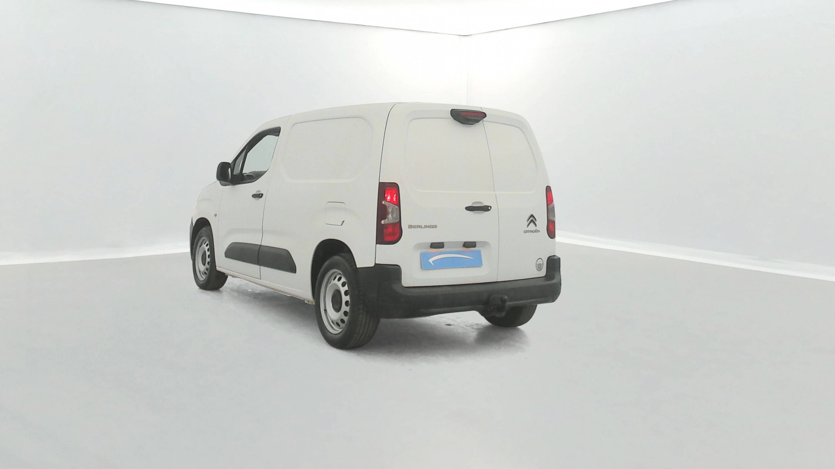 Vente en ligne Citroën Berlingo  M 650 BLUEHDI 130 S&S EAT8 au prix de 15 490 €