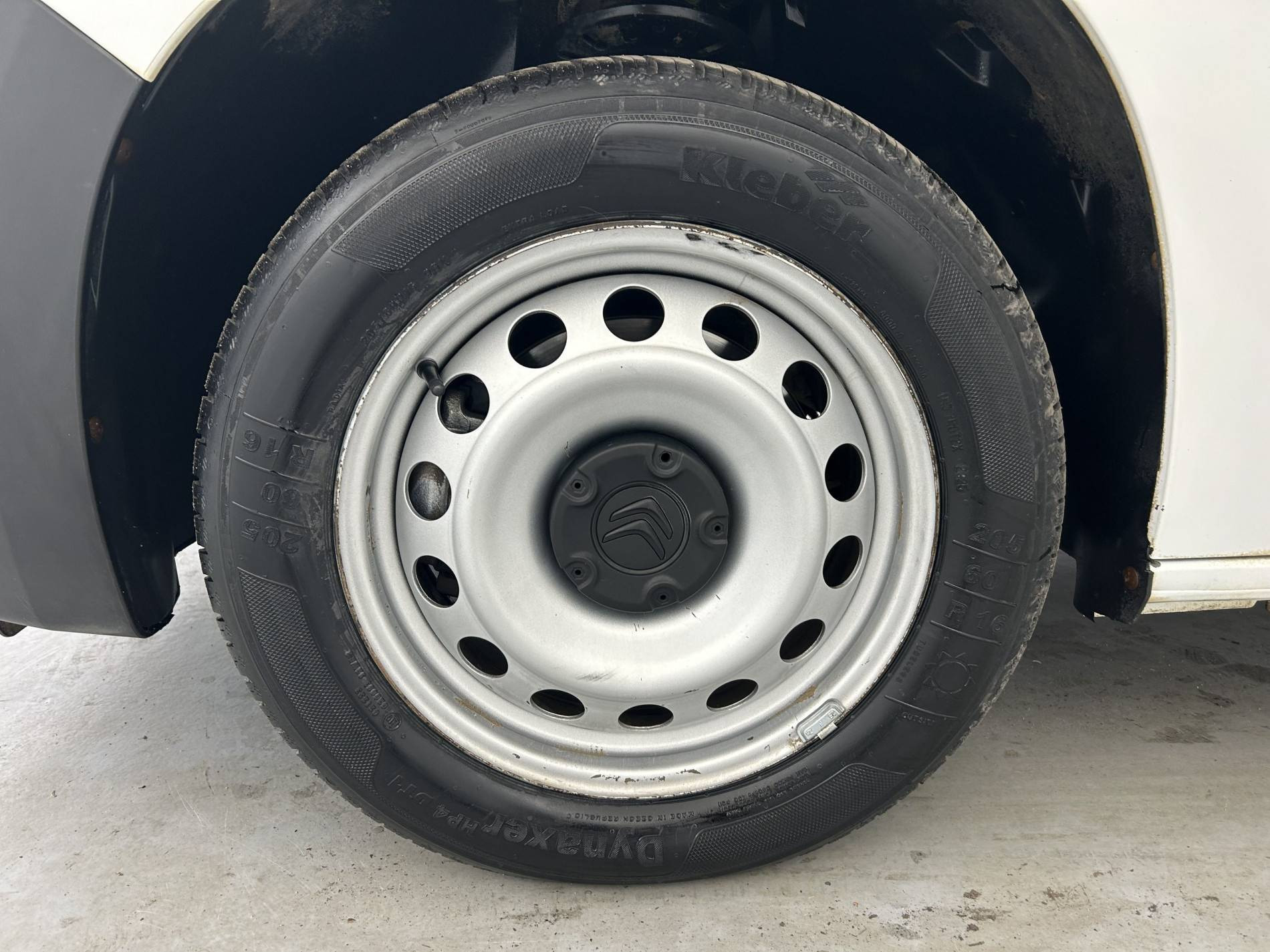 Vente en ligne Citroën Berlingo  M 650 BLUEHDI 130 S&S EAT8 au prix de 15 490 €