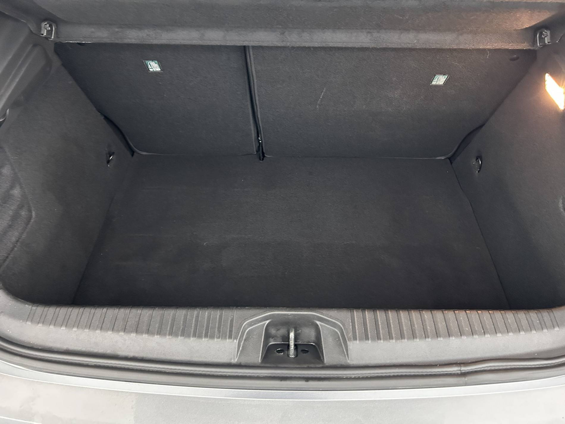 Vente en ligne Renault Clio 5 Clio E-Tech full hybrid 145 au prix de 16 490 €