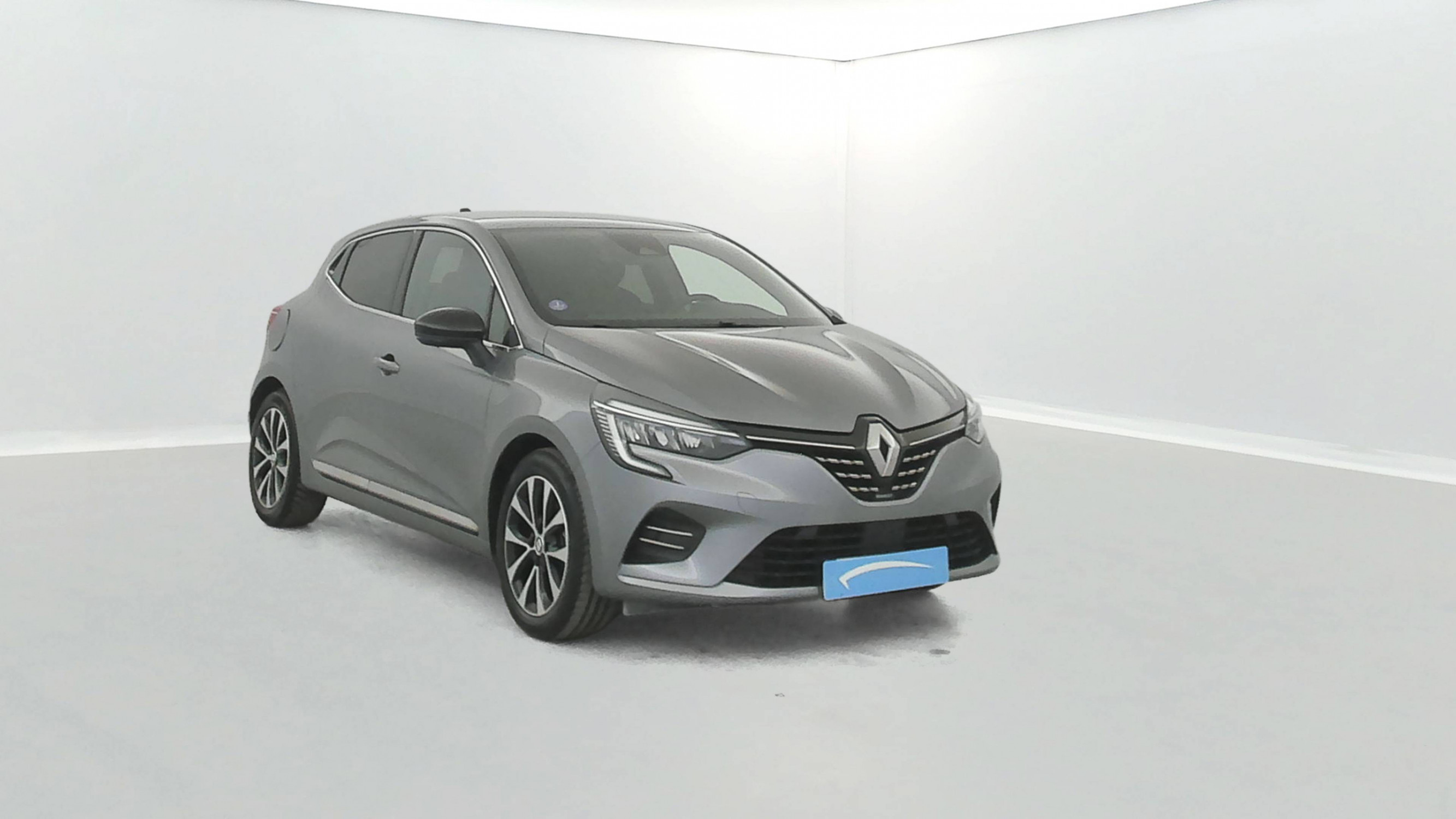 Vente en ligne Renault Clio 5 Clio E-Tech full hybrid 145 au prix de 16 490 €