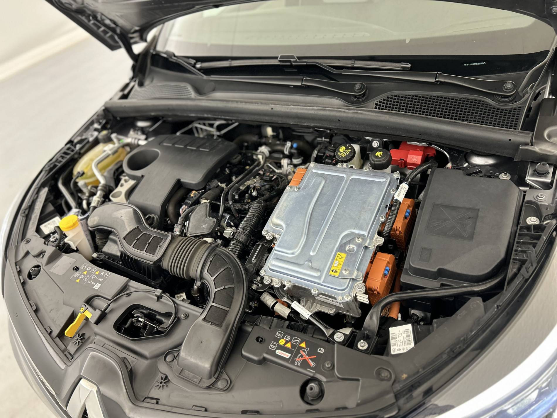 Vente en ligne Renault Clio 5 Clio E-Tech full hybrid 145 au prix de 16 490 €